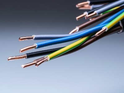 【华强电缆】如何准确分辨纯铜电线